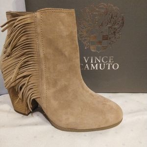 Vince Camuto tan suede boots with fringe
